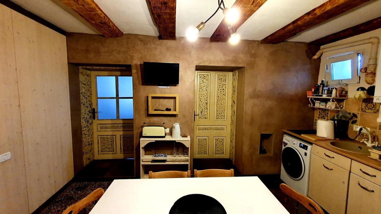 Nomad Apartment Brasov Ngoại thất bức ảnh
