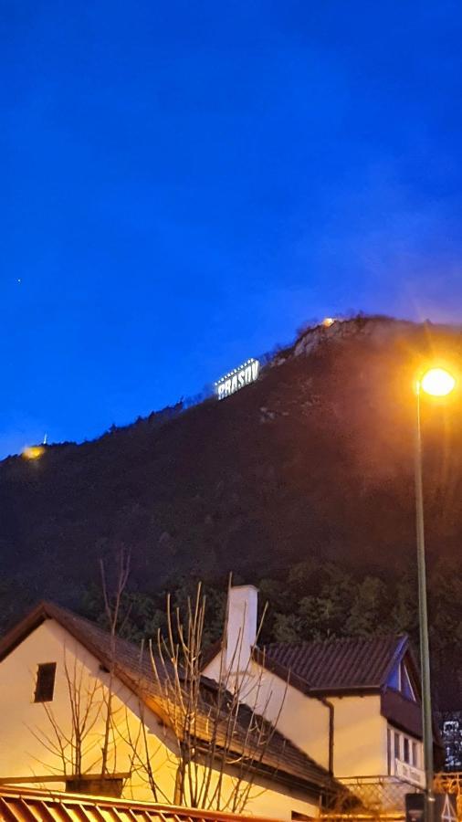 Nomad Apartment Brasov Ngoại thất bức ảnh