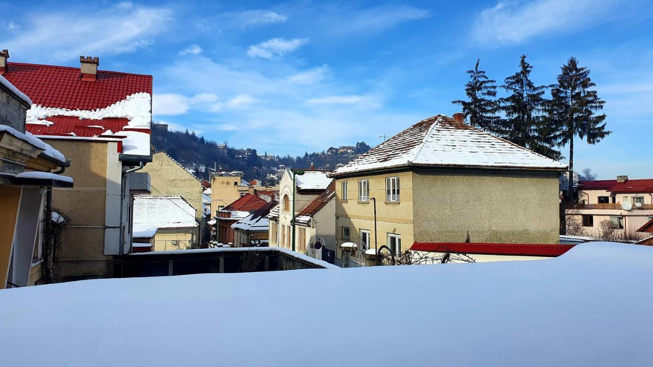 Nomad Apartment Brasov Ngoại thất bức ảnh